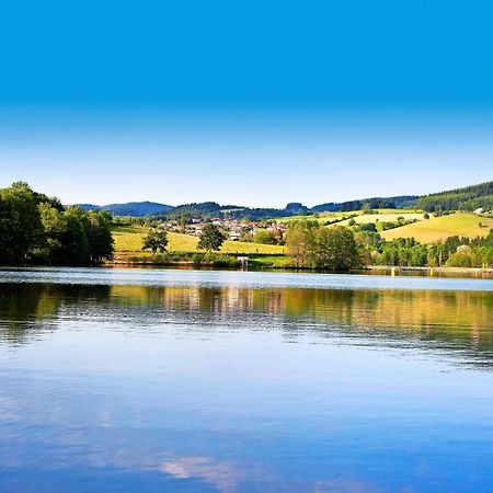 Camping Le Lac Des Sapins Cublize Exteriér fotografie